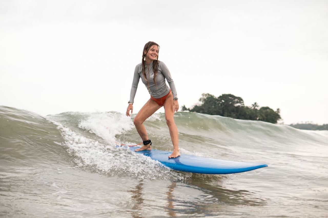 הוסטל ווליגאמה Layback Boutique Surf & Yoga Camp Sri Lanka מראה חיצוני תמונה